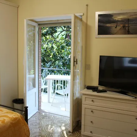 Residenzadelia Bed & Breakfast 3*